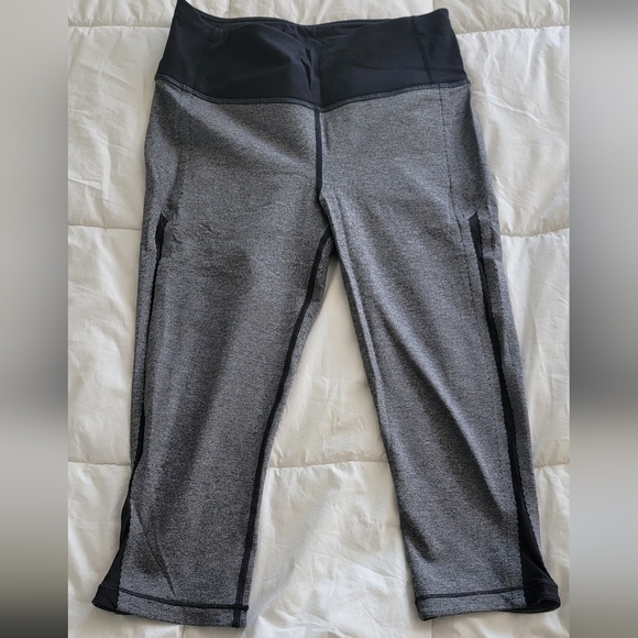 Lululemon Leggings Size 6 - Picture 5 of 7